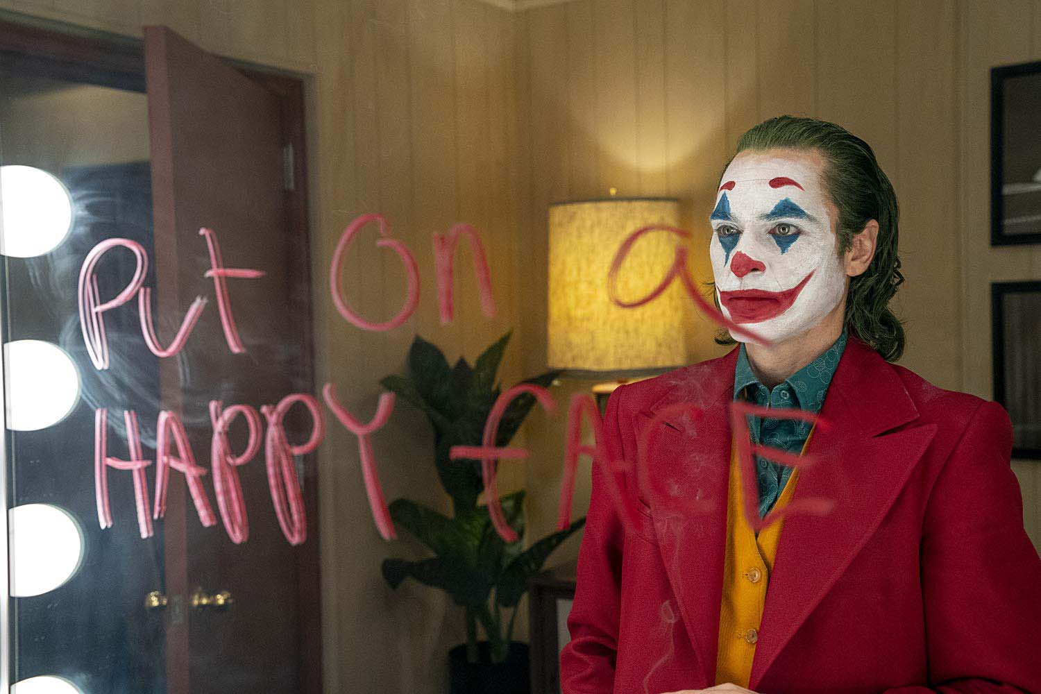 Review và giải thích phim Joker (2019)