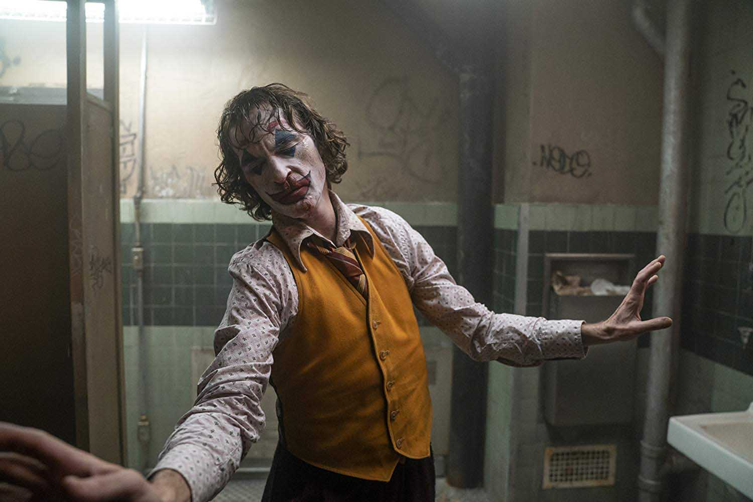 Review và giải thích phim Joker (2019)